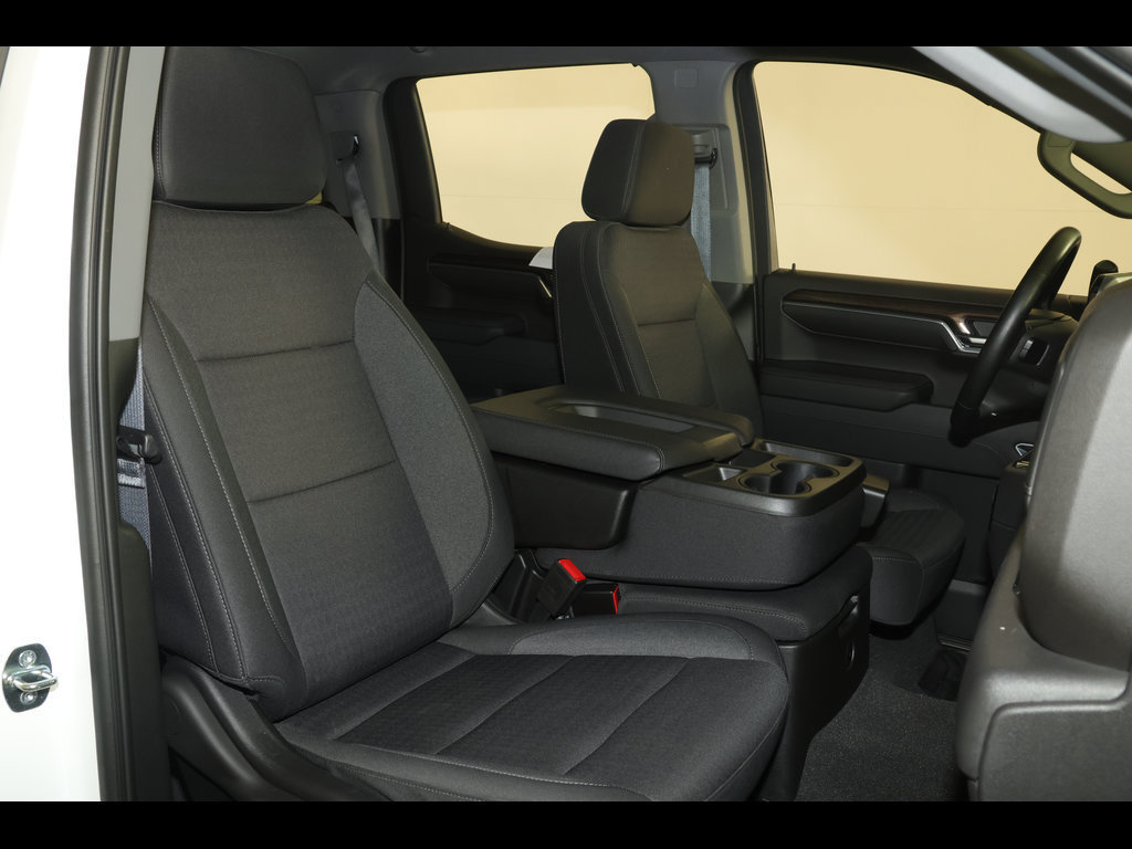 Used 2023 Chevrolet Silverado 1500 LT AWD/4WD image 32