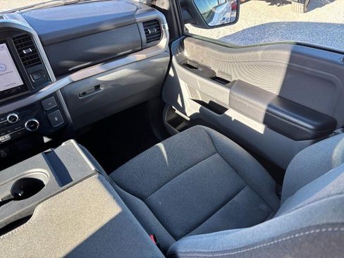 Used 2025 Ford F150 XLT w/ Equipment Group 301A Standard image 15