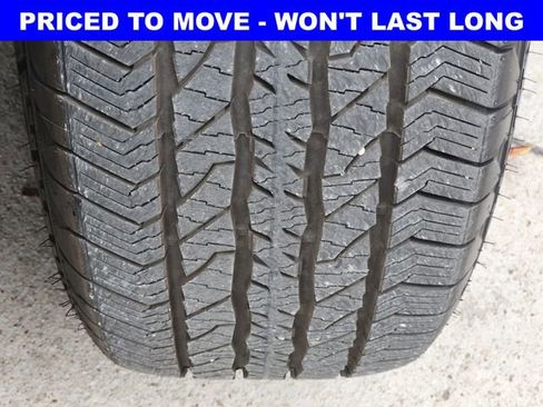 Used 2025 Ford F150 Lariat w/ Equipment Group 501A Mid AWD/4WD image 19