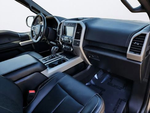 Used 2019 Ford F150 Lariat w/ Equipment Group 502A Luxury AWD/4WD image 28