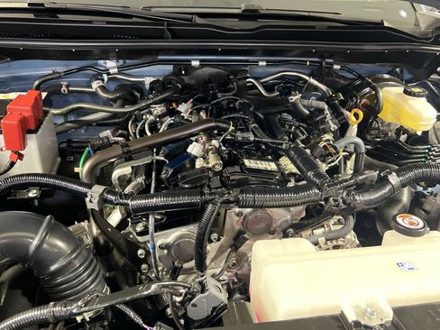 Used 2025 Toyota 4Runner Limited AWD/4WD image 30