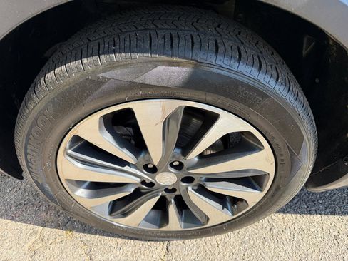 Used 2019 Buick Encore Essence AWD/4WD image 30