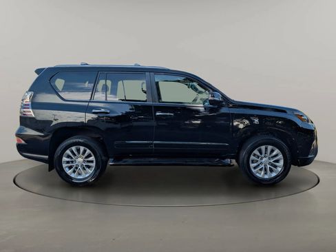 Used 2015 Lexus GX 460 w/ Premium Package AWD/4WD image 6