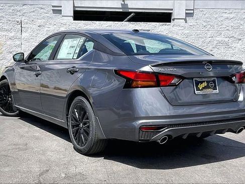 New 2026 Nissan Altima 2.5 SV image 2