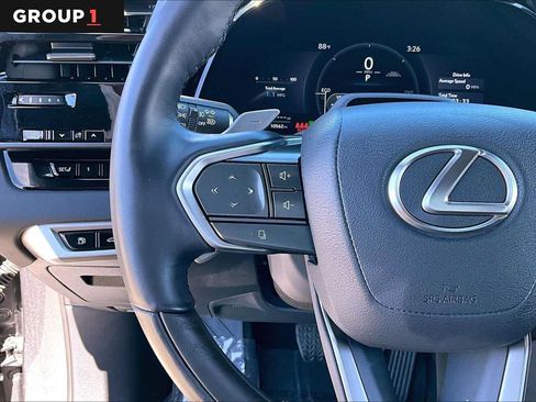 Used 2025 Lexus RX 450h AWD w/ Convenience Package image 23