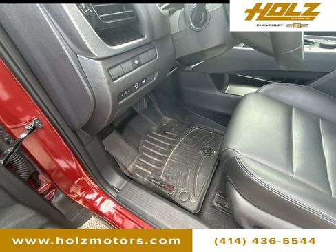 Used 2024 Nissan Rogue SL image 34