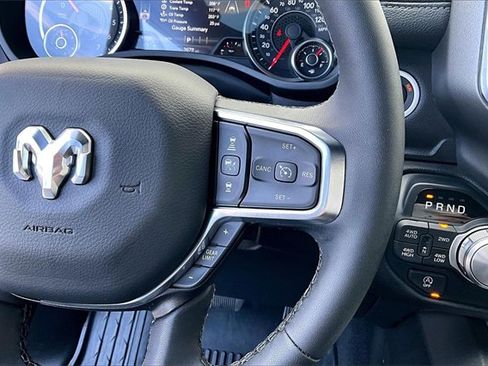 Used 2025 RAM 1500 Laramie image 12