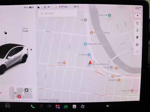Used 2021 Tesla Model Y Long Range AWD/4WD image 32