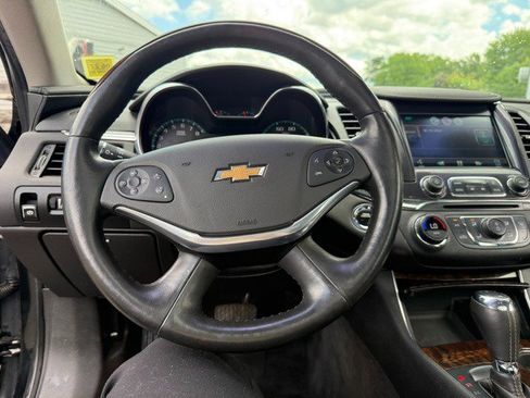 Used 2014 Chevrolet Impala LTZ FWD image 20