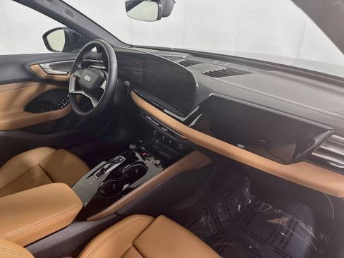 Used 2025 Audi A5 2.0T Premium w/ Premium Plus AWD/4WD image 28