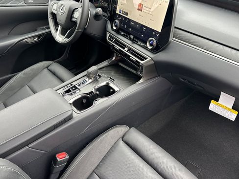 New 2026 Lexus RX 450h AWD image 19