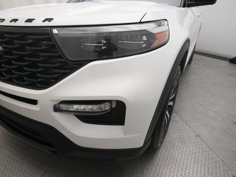 Used 2022 Ford Explorer ST-Line AWD/4WD image 23