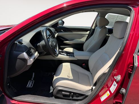 Used 2018 Honda Accord EX-L image 10