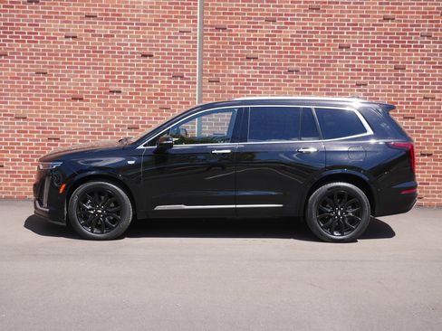 Certified 2024 Cadillac XT6 Premium Luxury w/ Platinum Package AWD/4WD image 2