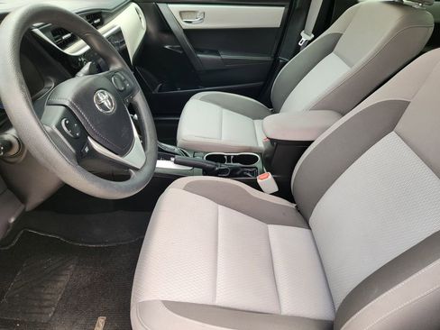 Used 2019 Toyota Corolla LE image 14