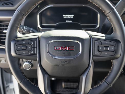 Used 2024 GMC Sierra 2500 AT4 w/ AT4 Premium Plus Package image 26