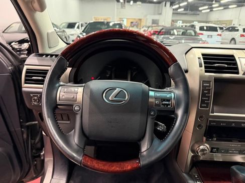 Used 2014 Lexus GX 460 w/ Premium Package AWD/4WD image 41