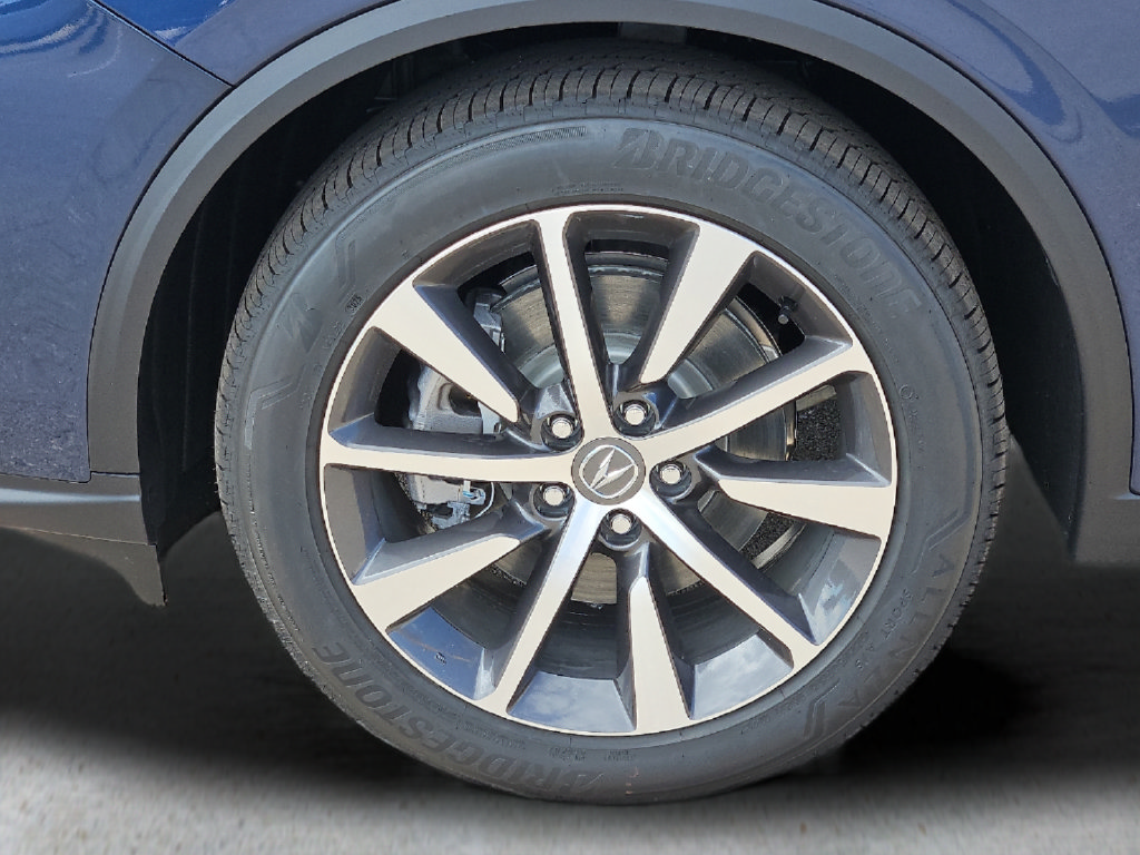Certified 2026 Acura MDX w/ Technology Package FWD image 11