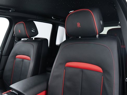 Certified 2024 Rolls-Royce Cullinan Black Badge w/ Dark Exterior Package image 17