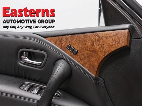 Used 2024 Nissan Armada SL w/ Captain's Chairs Package AWD/4WD image 22
