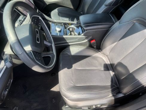 Used 2023 Jeep Grand Cherokee Limited image 12