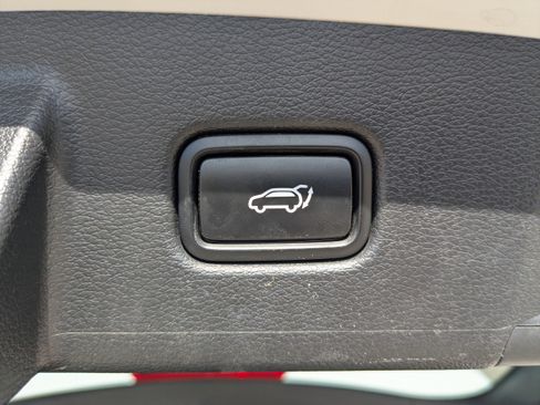 Certified 2021 Kia Telluride SX w/ Towing Package image 16