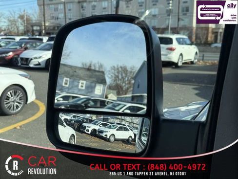 Used 2022 Chevrolet Express 3500 LS image 30