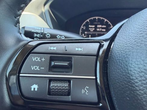 Used 2025 Honda HR-V EX-L image 20