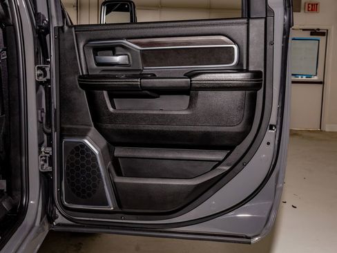 Used 2025 RAM 3500 Laramie w/ Night Edition image 39