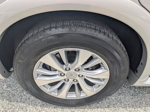 Used 2016 INFINITI QX80 2WD w/ Driver's Assistance Package image 6
