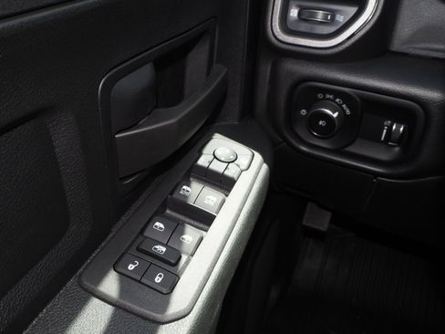 New 2025 RAM 3500 Tradesman w/ Chrome Appearance Group image 36