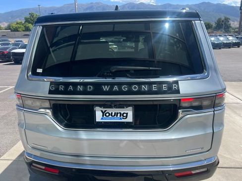 Used 2023 Jeep Grand Wagoneer Series II AWD/4WD image 4