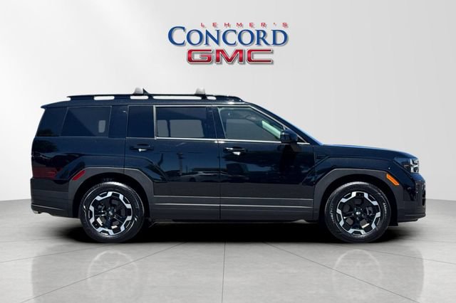 Used 2025 Hyundai Santa Fe SEL AWD/4WD image 3