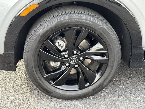 Used 2024 Buick Encore GX Sport Touring w/ Comfort Package image 15