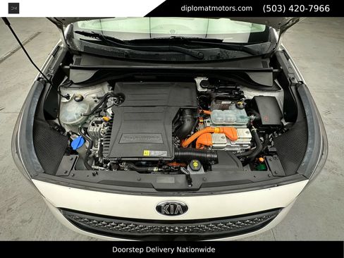 Used 2018 Kia Niro EX Premium image 42
