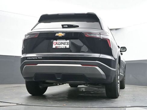 Used 2025 Chevrolet Equinox LT AWD/4WD image 47