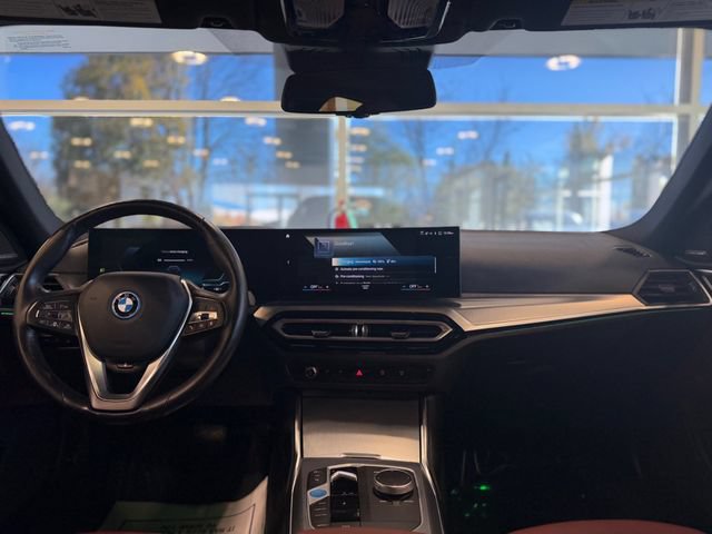 Used 2023 BMW i4 eDrive40 RWD image 39