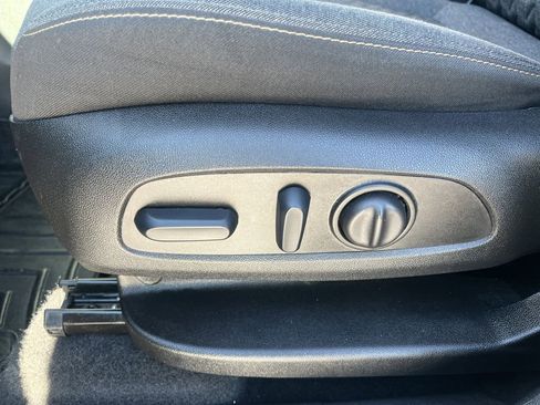 Certified 2024 Chevrolet Equinox LT image 5