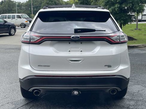Used 2018 Ford Edge SEL w/ Equipment Group 201A AWD/4WD image 3