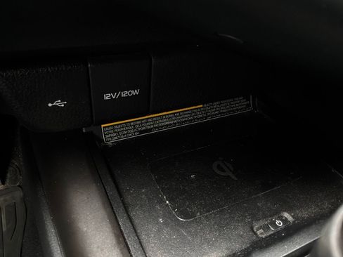 Used 2021 Toyota Camry XSE FWD image 27
