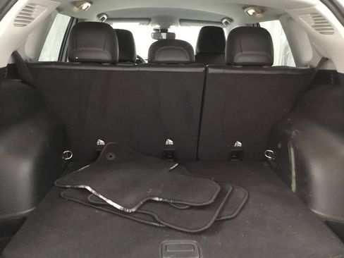 Used 2022 Jeep Compass Latitude AWD/4WD image 16