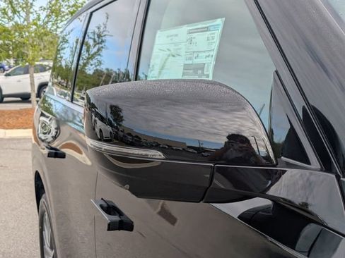 New 2026 INFINITI QX80 Luxe AWD/4WD image 10