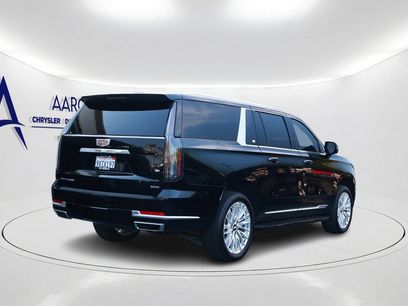 Used 2025 Cadillac Escalade ESV Premium Luxury