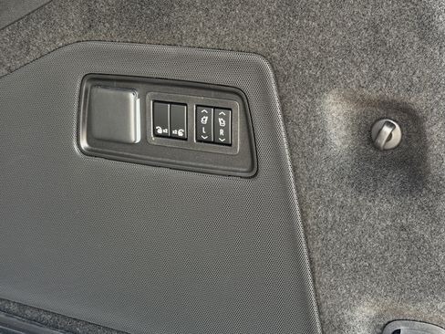 New 2026 Cadillac Escalade Platinum Sport AWD/4WD image 6