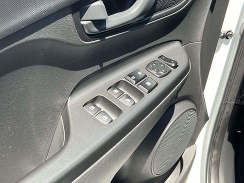 Certified 2023 Hyundai Kona SEL AWD/4WD image 17