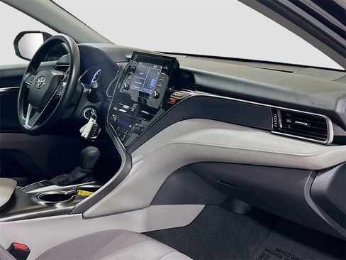 Used 2023 Toyota Camry LE image 24