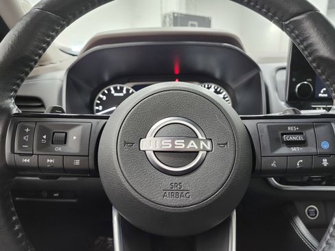 Used 2023 Nissan Rogue SL w/ SL Premium Package image 33