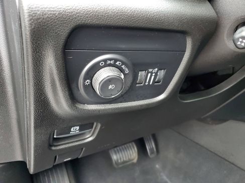 Used 2024 Jeep Grand Cherokee L Limited w/ Luxury Tech Group II image 14