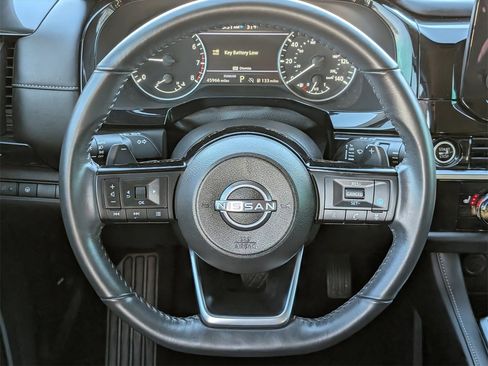 Certified 2023 Nissan Pathfinder SV image 11