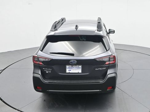 Used 2025 Subaru Outback Premium AWD/4WD image 28